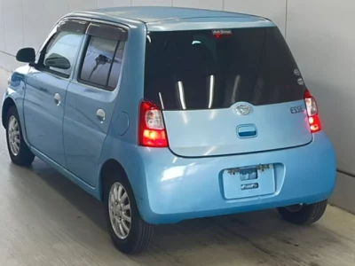 Daihatsu Esse