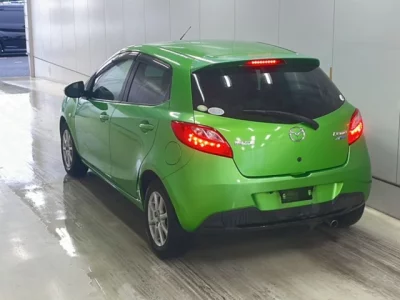 Mazda DEMIO