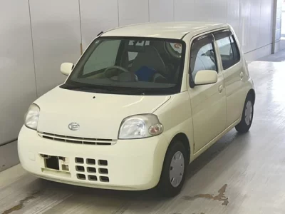 Daihatsu Esse  с аукциона в Японии