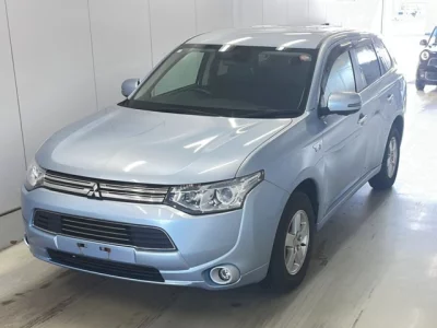 Mitsubishi OUTLANDER PHEV