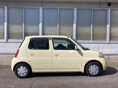 Daihatsu Esse
