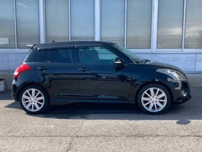 Suzuki SWIFT  с аукциона в Японии
