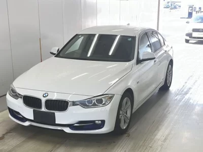 BMW 3-Series  с аукциона в Японии