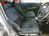 Honda FIT лот № 3 оценка R  с аукциона в Японии 4