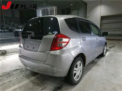 Honda FIT  с аукциона в Японии