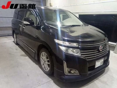 Nissan ELGRAND  с аукциона в Японии