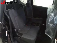 Toyota SIENTA лот № 6032 оценка 3.5  с аукциона в Японии 3