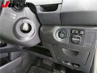 Toyota VITZ лот № 3005 оценка -  с аукциона в Японии 3