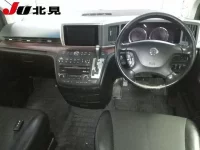 Nissan ELGRAND лот № 6058 оценка R  с аукциона в Японии 2
