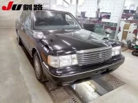 Toyota CROWN лот № 8010 оценка R  с аукциона в Японии 7