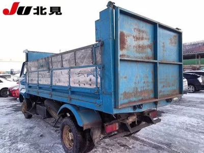 Mazda TITAN  с аукциона в Японии