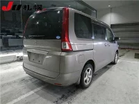 Nissan SERENA лот № 41 оценка R  с аукциона в Японии 1