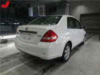 Nissan TIIDA LATIO лот № 21 оценка 3  с аукциона в Японии 1