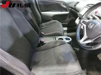 Honda STREAM лот № 46 оценка R  с аукциона в Японии 4