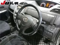 Toyota RACTIS лот № 81 оценка 3  с аукциона в Японии 2