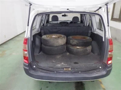 Toyota SUCCEED  с аукциона в Японии