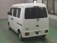 Nissan CLIPPER VAN лот № 272 оценка R  с аукциона в Японии 1