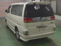 Nissan ELGRAND лот № 384 оценка 3.5  с аукциона в Японии 1
