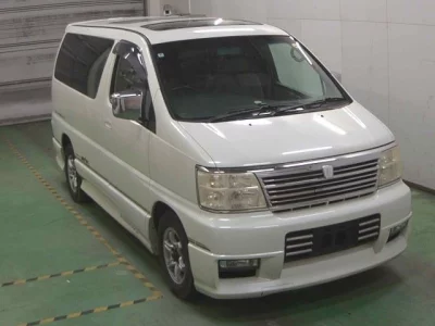 Nissan ELGRAND  с аукциона в Японии