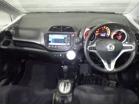 Honda FIT лот № 3528 оценка 3  с аукциона в Японии 2