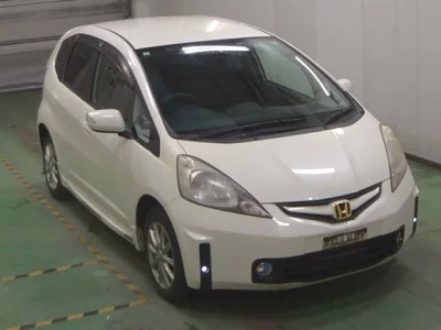 Honda FIT  с аукциона в Японии