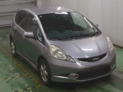 Honda FIT  с аукциона в Японии