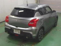 Suzuki SWIFT лот № 3043 оценка 4  с аукциона в Японии 7