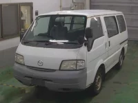 Mazda BONGO VAN лот № 1 оценка 3  с аукциона в Японии 5