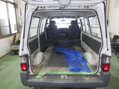 Mazda BONGO VAN  с аукциона в Японии