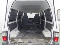 Mazda BONGO VAN лот № 284 оценка 3  с аукциона в Японии 3