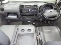 Mazda BONGO VAN лот № 284 оценка 3  с аукциона в Японии 2