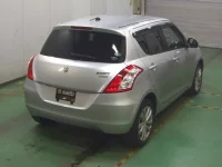 Suzuki SWIFT лот № 3568 оценка R  с аукциона в Японии 6