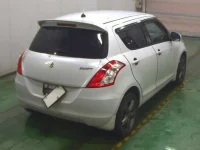 Suzuki SWIFT лот № 191 оценка 3  с аукциона в Японии 6