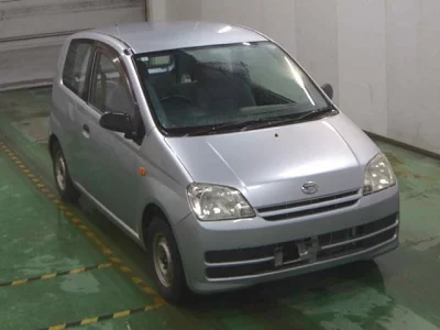 Daihatsu MIRA  с аукциона в Японии
