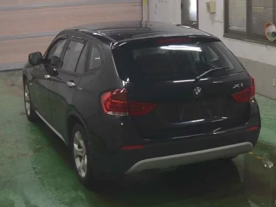 BMW X1  с аукциона в Японии