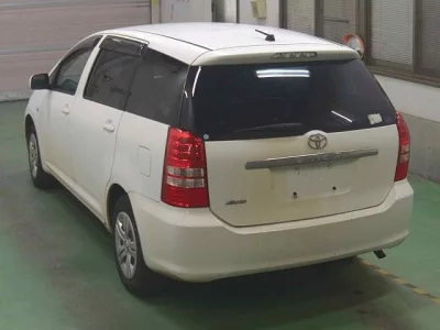 Toyota WISH  с аукциона в Японии