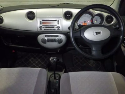 Daihatsu MIRA  с аукциона в Японии