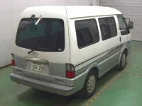 Mazda BONGO VAN лот № 6028 оценка 3  с аукциона в Японии 6