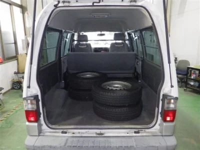 Mazda BONGO VAN  с аукциона в Японии