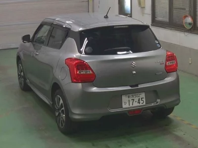 Suzuki SWIFT  с аукциона в Японии