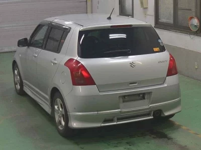 Suzuki SWIFT  с аукциона в Японии