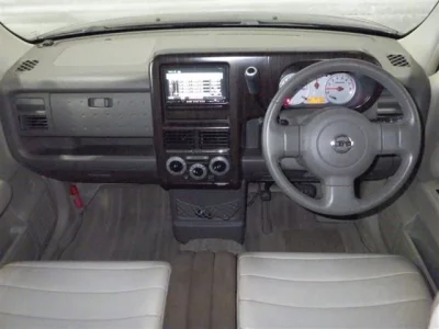 Nissan CUBE  с аукциона в Японии