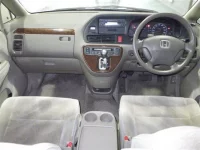 Honda ODYSSEY лот № 3724 оценка 3  с аукциона в Японии 2