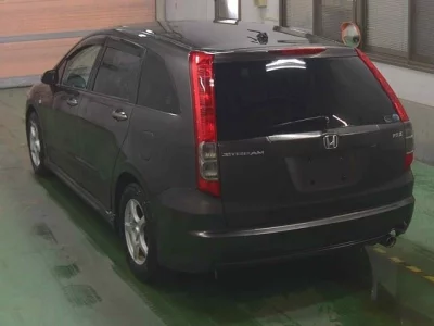 Honda STREAM  с аукциона в Японии