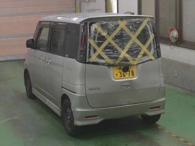 Nissan ROOX  с аукциона в Японии