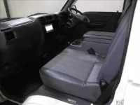 Mazda BONGO лот № 7021 оценка 3.5  с аукциона в Японии 2