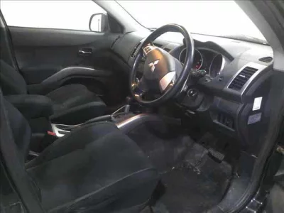 Mitsubishi OUTLANDER  с аукциона в Японии