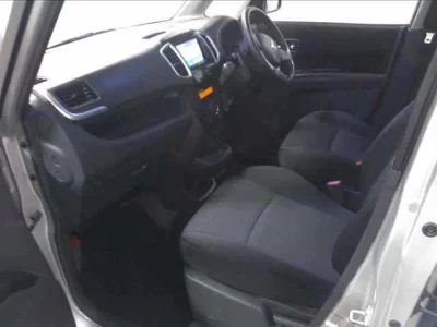 Mitsubishi DELICA D2