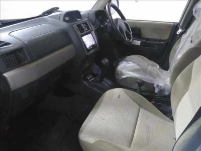 Mitsubishi PAJERO IO