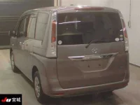 Nissan SERENA лот № 7116 оценка R  с аукциона в Японии 1
